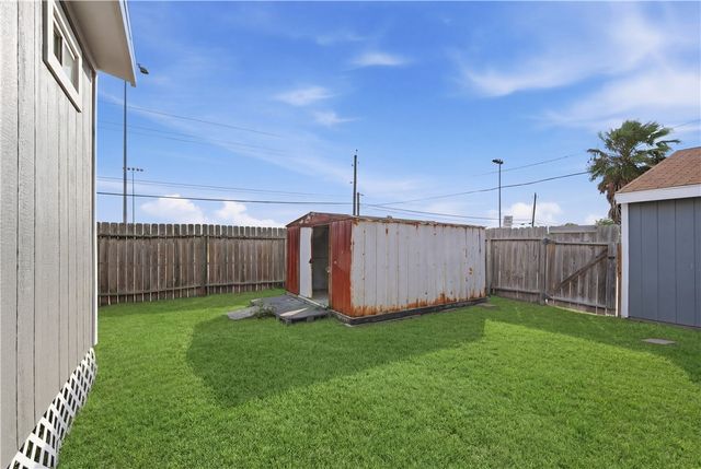 4845 Johnston Dr, Corpus Christi, TX 78415