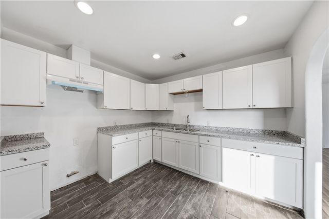 4845 Johnston Dr, Corpus Christi, TX 78415