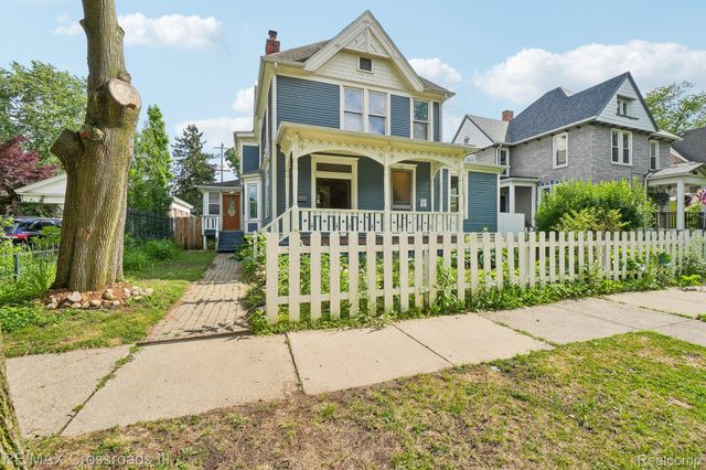 211 Woodward Street, Ypsilanti, MI 48197