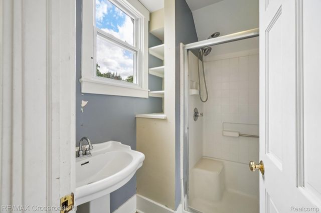 211 Woodward Street, Ypsilanti, MI 48197