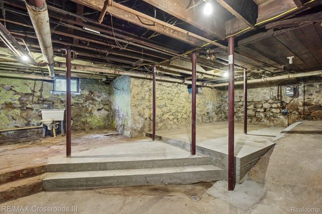 211 Woodward Street, Ypsilanti, MI 48197