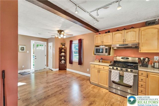 3010 Moravian Avenue, Allentown City, PA 18103