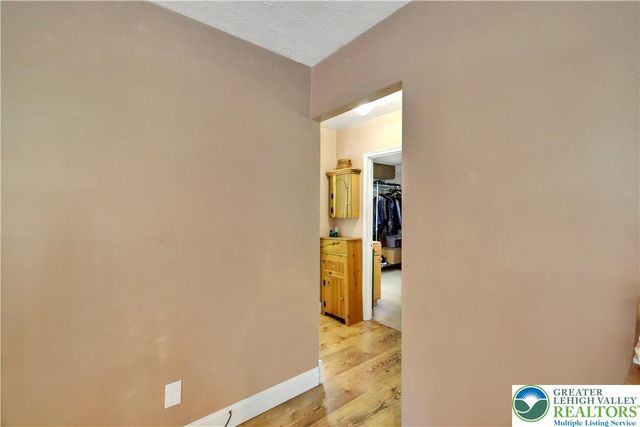 3010 Moravian Avenue, Allentown City, PA 18103
