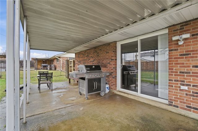 7287 Claircrest Drive, Huber Heights, OH 45424