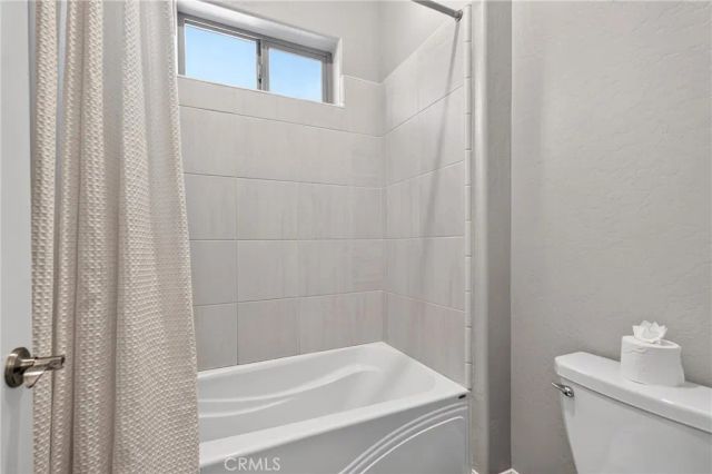 11315 N Via San Toma Drive, Fresno, CA 93730