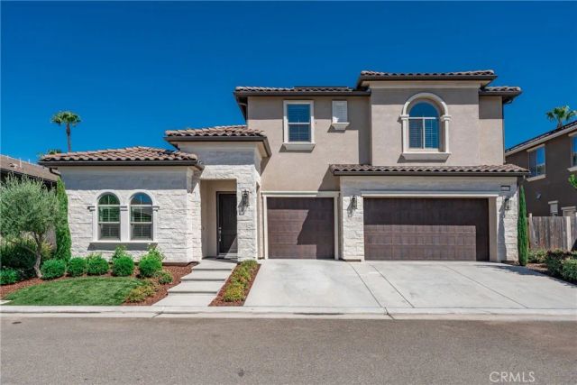 11315 N Via San Toma Drive, Fresno, CA 93730