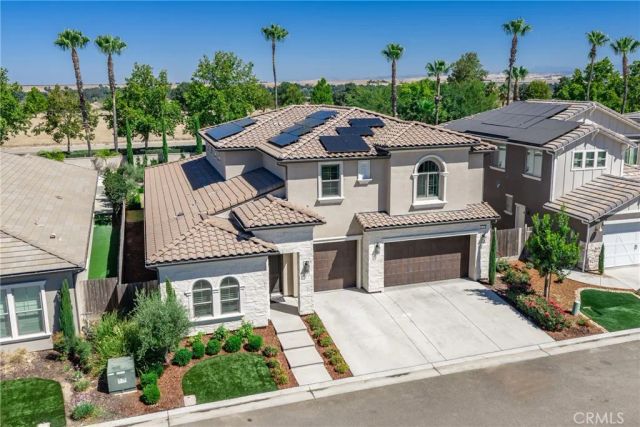 11315 N Via San Toma Drive, Fresno, CA 93730