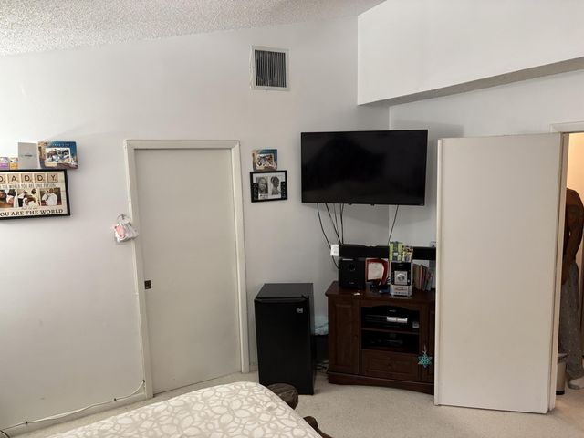 1750 NW 107th Way, Plantation, FL 33322