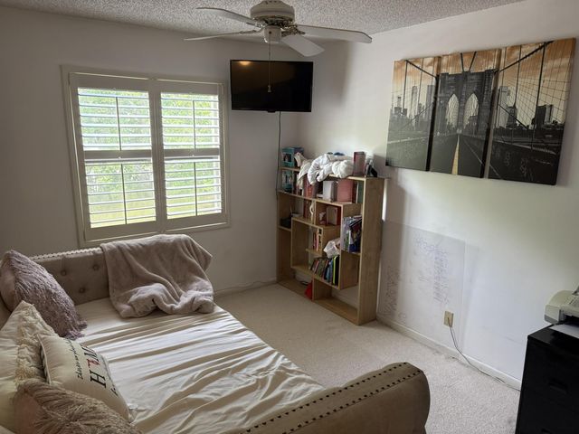 1750 NW 107th Way, Plantation, FL 33322