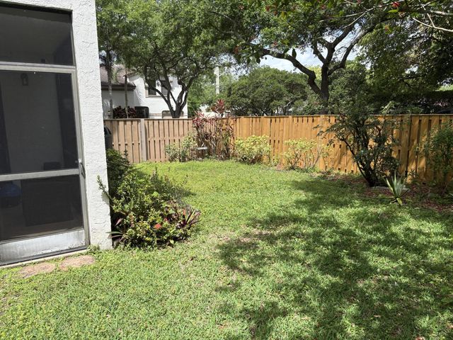 1750 NW 107th Way, Plantation, FL 33322