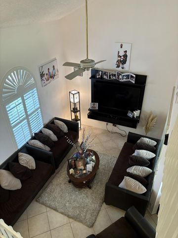 1750 NW 107th Way, Plantation, FL 33322