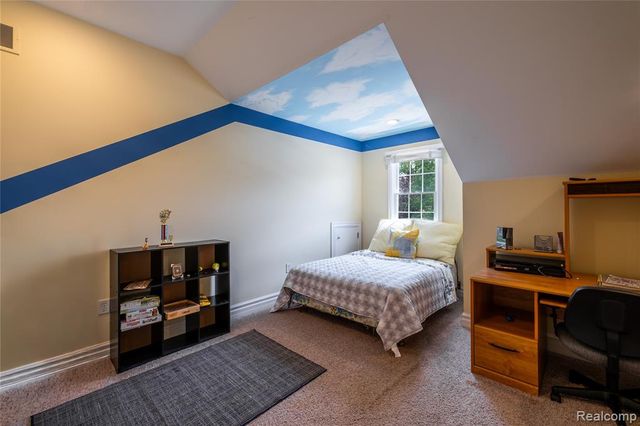 1255 Glendale Street, Burton, MI 48509