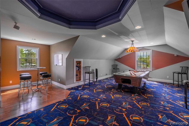 1255 Glendale Street, Burton, MI 48509