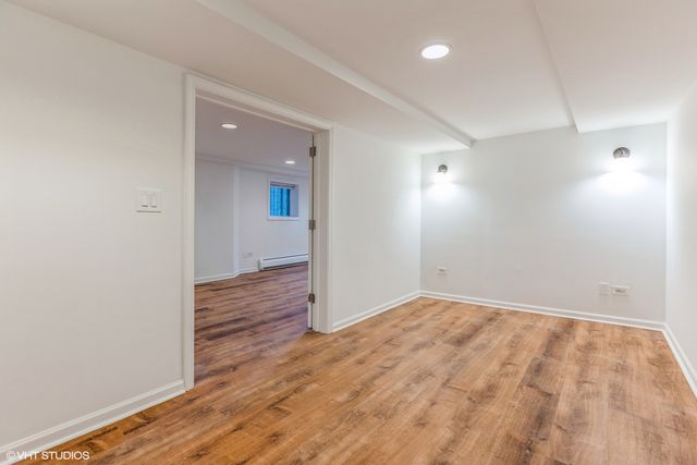 3721 N ASHLAND Avenue G, Chicago, IL 60613