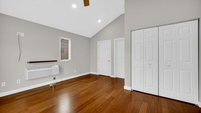 214 N Jay Street, Griffith, IN 46319