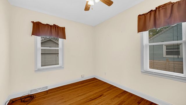 214 N Jay Street, Griffith, IN 46319