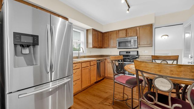 214 N Jay Street, Griffith, IN 46319