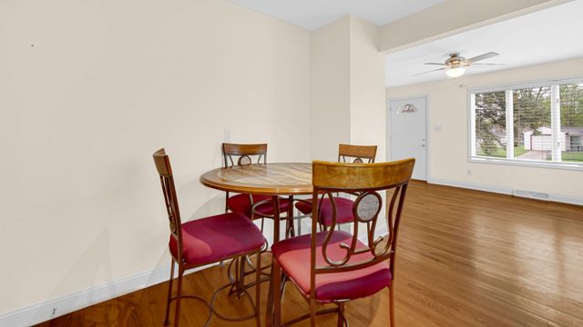 214 N Jay Street, Griffith, IN 46319