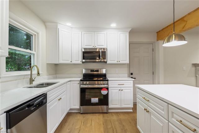 312 Lynchburg DR, Newport News, VA 23606