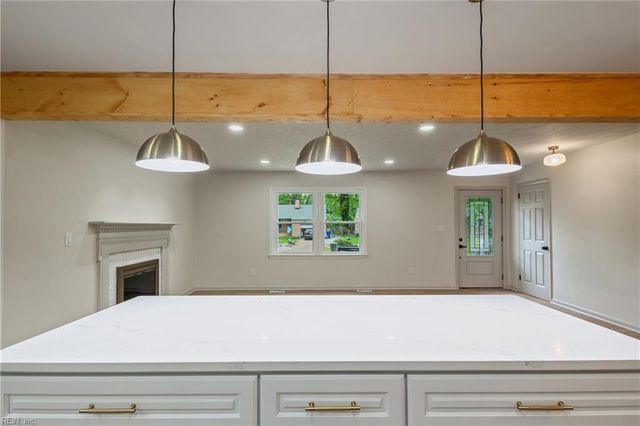 312 Lynchburg DR, Newport News, VA 23606