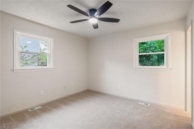 312 Lynchburg DR, Newport News, VA 23606