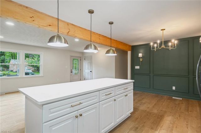 312 Lynchburg DR, Newport News, VA 23606