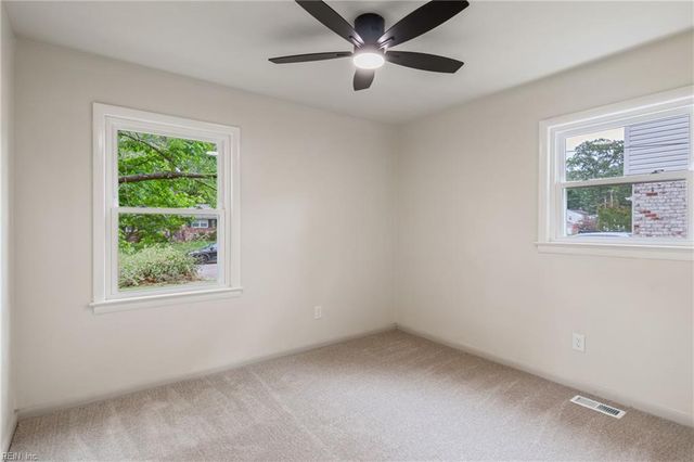 312 Lynchburg DR, Newport News, VA 23606