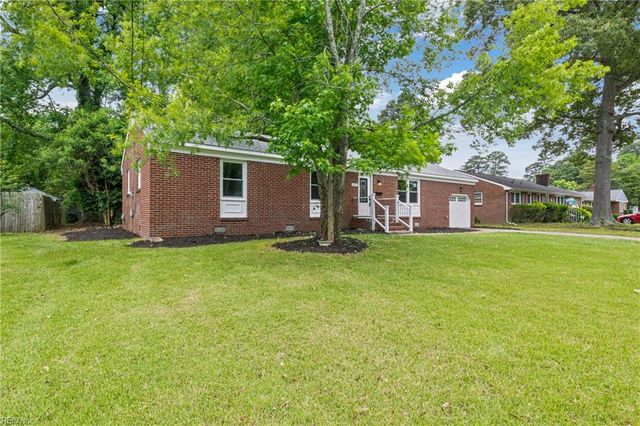 312 Lynchburg DR, Newport News, VA 23606