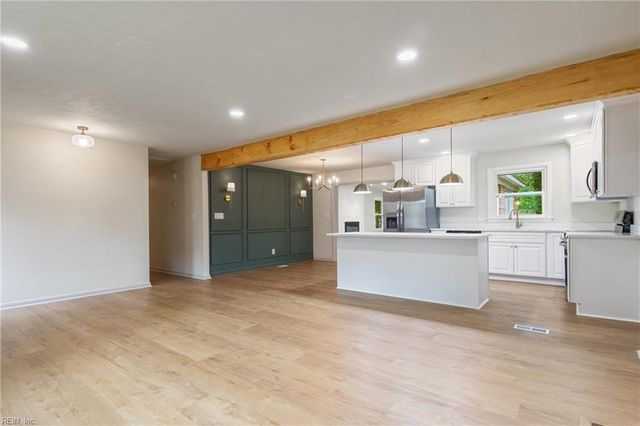 312 Lynchburg DR, Newport News, VA 23606