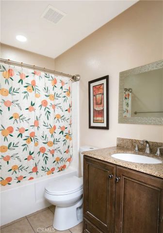 26922 Flo, Canyon Country, CA 91351