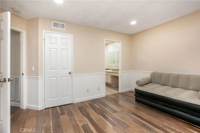 26922 Flo, Canyon Country, CA 91351