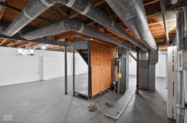 6063 University Avenue, Indianapolis, IN 46219