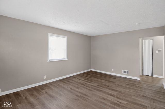 6063 University Avenue, Indianapolis, IN 46219