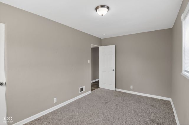 6063 University Avenue, Indianapolis, IN 46219