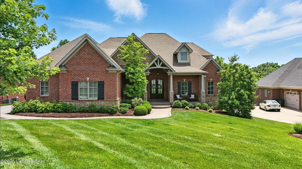 1302 Shakes View Ct, Fisherville, KY 40023