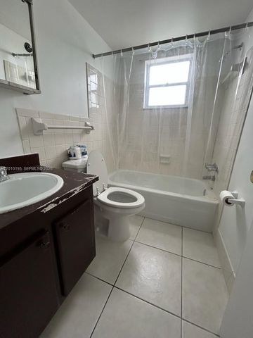 2145 Pierce Street 417, Hollywood, FL 33020