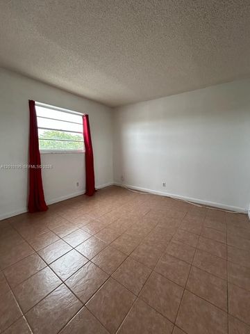 2145 Pierce Street 417, Hollywood, FL 33020
