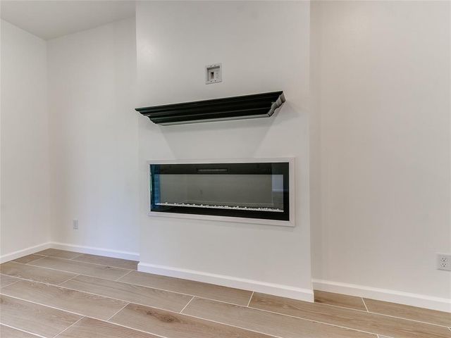 9717 NE 10th Street, Oklahoma City, OK 73130