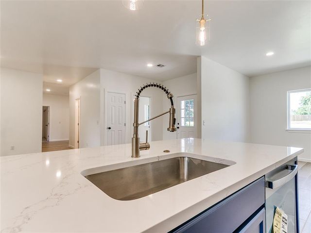 9717 NE 10th Street, Oklahoma City, OK 73130