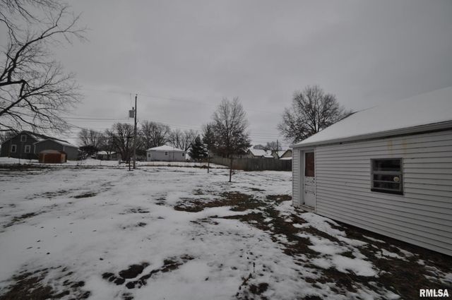 224 4TH Street, Colona, IL 61241