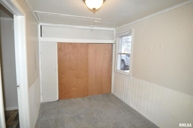 224 4TH Street, Colona, IL 61241