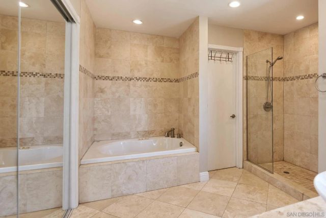 1948 Caminito El Canario, La Jolla, CA 92037
