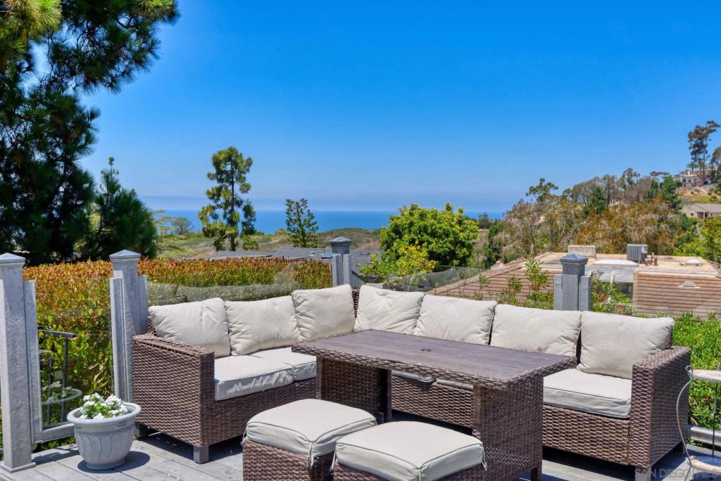 1948 Caminito El Canario, La Jolla, CA 92037