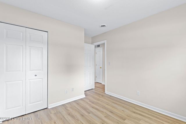 7400 Terry Rd, Louisville, KY 40258