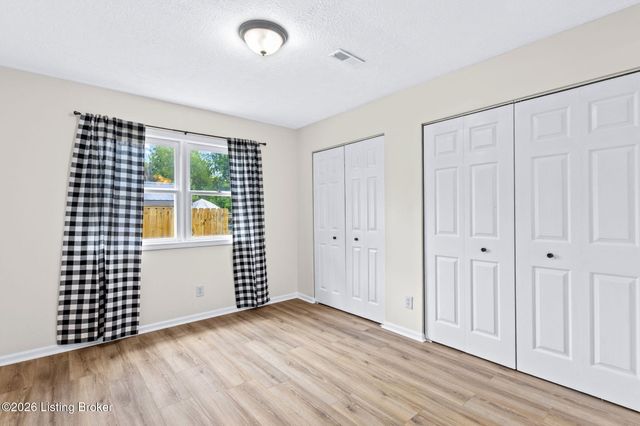 7400 Terry Rd, Louisville, KY 40258