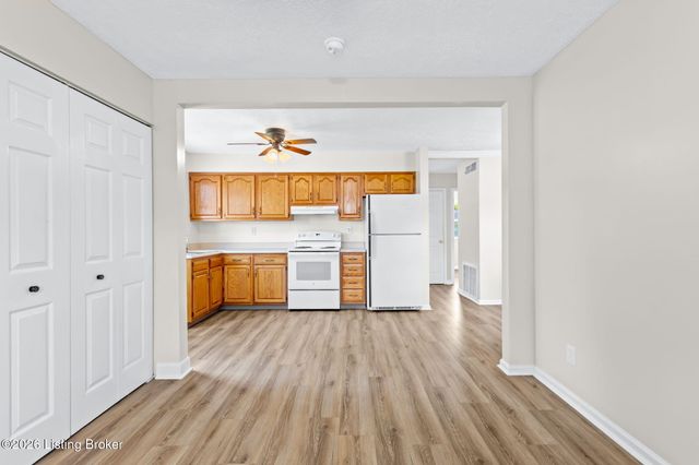 7400 Terry Rd, Louisville, KY 40258
