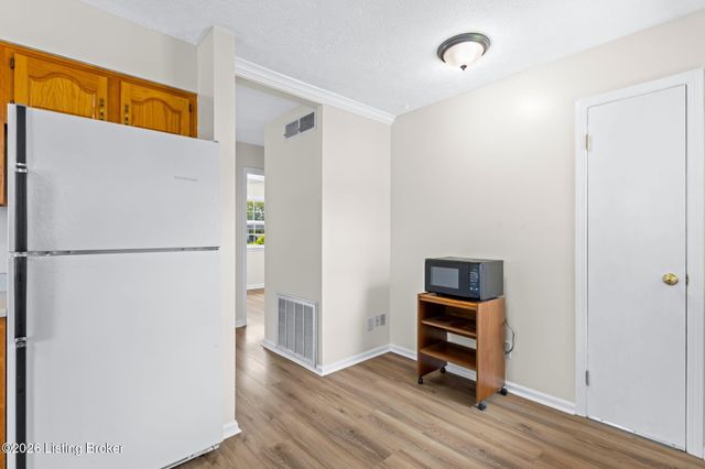 7400 Terry Rd, Louisville, KY 40258