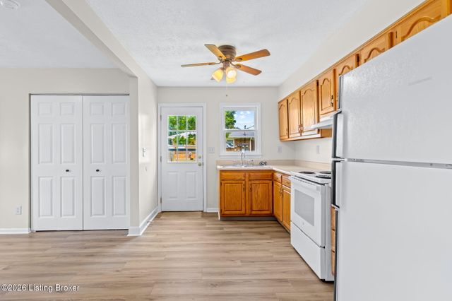 7400 Terry Rd, Louisville, KY 40258