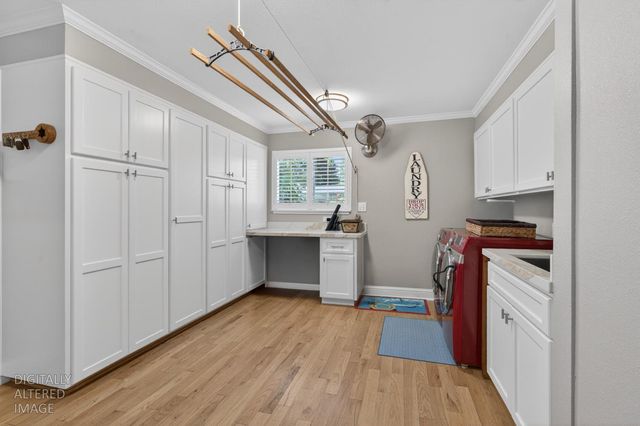 7233 Parkwoods Dr, Stockton, CA 95207