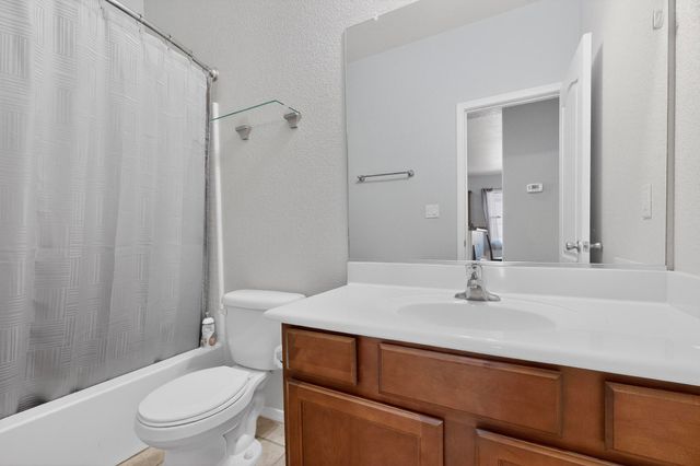 6701 Mountain Hawk Loop NE, Rio Rancho, NM 87144